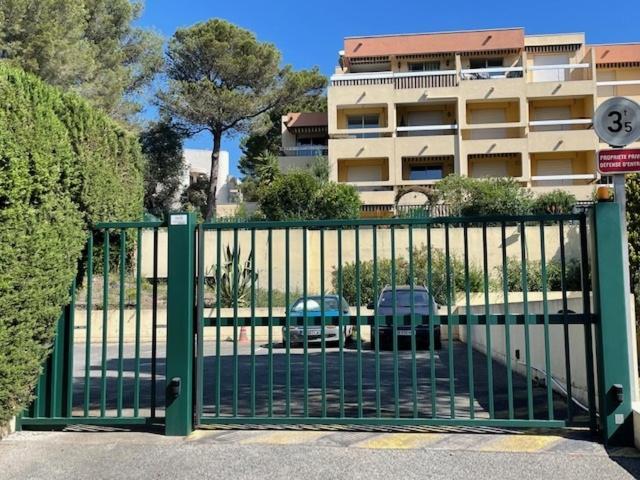 T2 Boulouris -St Raphael, 150 Metres De La Mer Saint-Raphaël エクステリア 写真